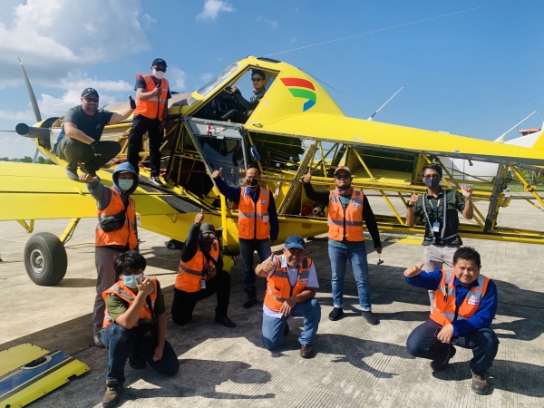 Aircraft maintenance engineer takes talent internationally