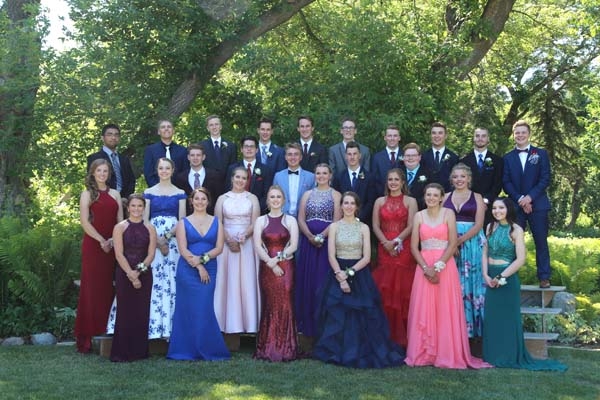 Boissevain School’s Graduation ceremony was held Wednesday, June 27. This year’s graduating class had 27 students.  Back row (L-R): Reynald Maningas, Timothy Koop, Jordan Smith, Garrett Husmann, Jack Phizacklea, Jordan Hammond, Leighton Holstein, Jared McCorrister, Triston Racine, Hudson Mealy.  Third row: Caleb Unrau, Aidan Gervin, Mavrick Morrow, Logan Hildebrandt, Zach Shorey.  Second row: Amanda Walker, Madelyn Neufeld, Anna Coupland, Raylin Unrau, Anja Nell, Marybeth May.  Front row: Camryn Clyne, Becca Hole, Jenna Marshall, Megan Evans, Josie Pugh, Allorah Tyrrell.